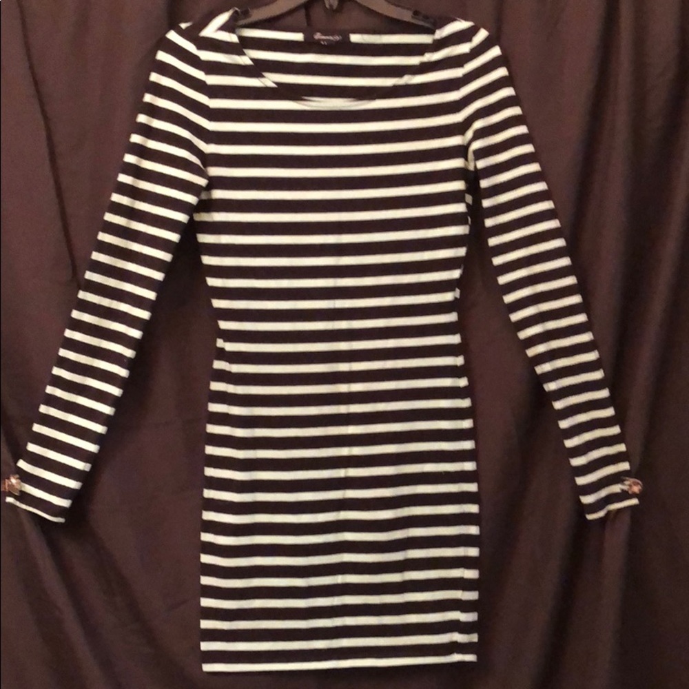 Forever 21 Black & Mint Green Dress